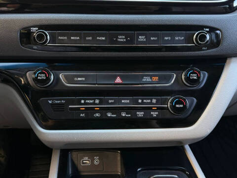 2018 Kia Sedona