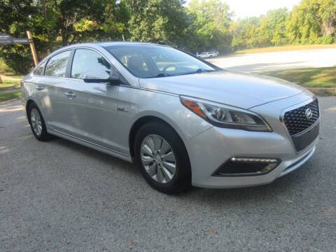 2016 Hyundai Sonata Hybrid for sale at Fox River Motors, Inc in Green Bay WI