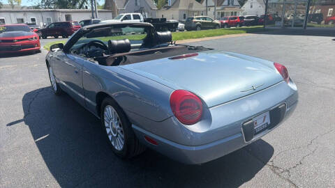 2005 Ford Thunderbird Deluxe