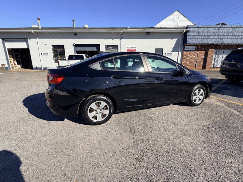 2018 Chevrolet Cruze LS Auto