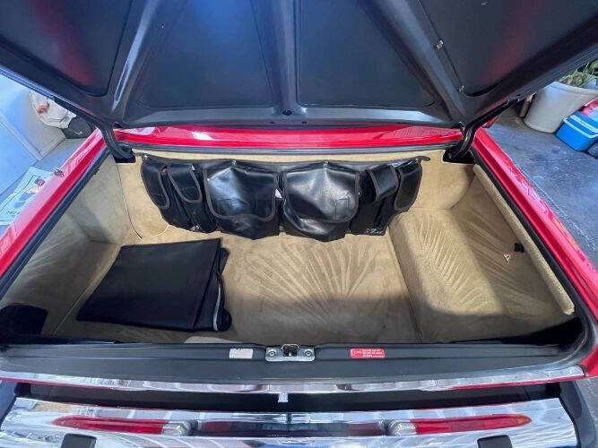 1988 Mercedes-Benz 560-Class 560 SL