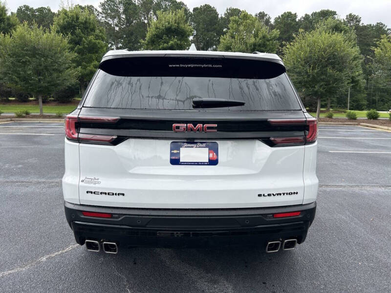 2025 GMC Acadia Elevation
