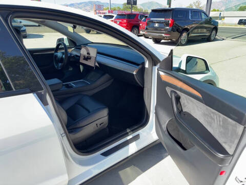 2023 Tesla Model Y Performance