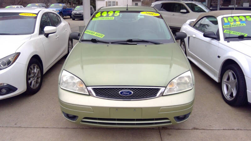 2007 Ford Focus ZX5 S