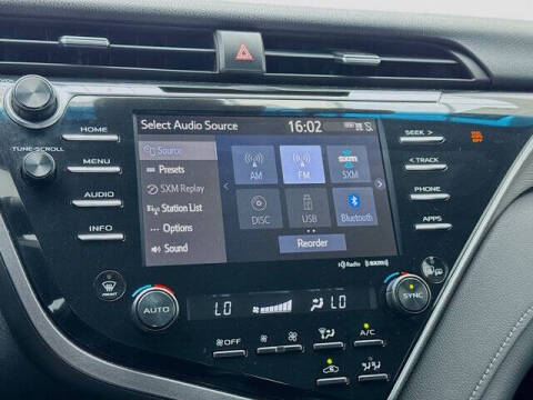 2018 Toyota Camry Hybrid SE