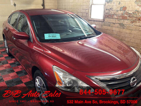 2013 Nissan Altima for sale at B & B Auto Sales in Brookings SD