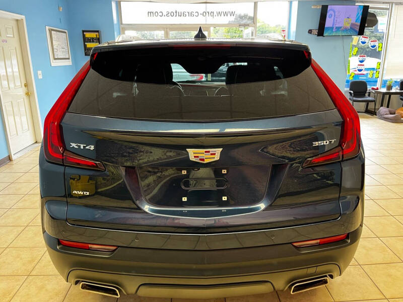 2021 Cadillac XT4 Luxury