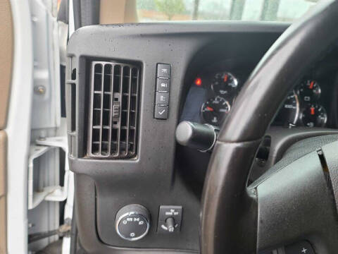 2021 Chevrolet Express 2500