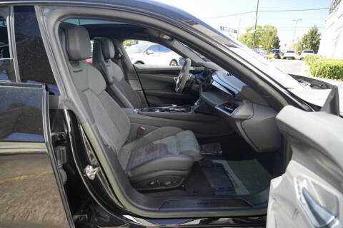 2022 Audi e-tron GT quattro Premium Plus