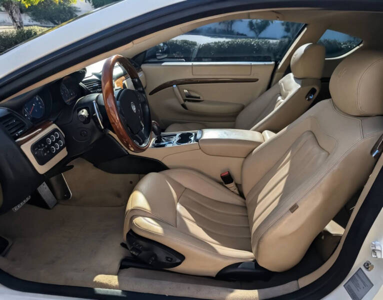 2011 Maserati GranTurismo S Automatic