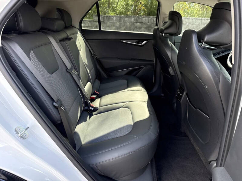 2023 Kia Niro EV Wind