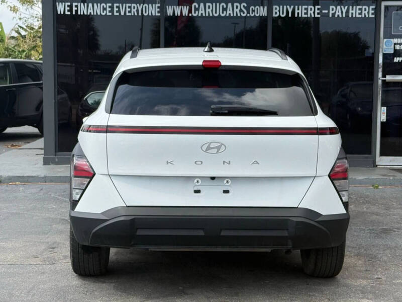 2025 Hyundai Kona SEL