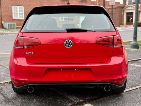 2015 Volkswagen Golf GTI S