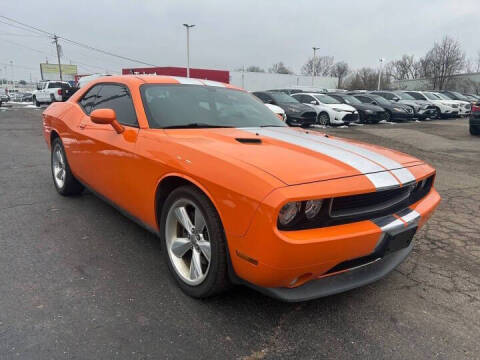 2012 Dodge Challenger SXT Plus