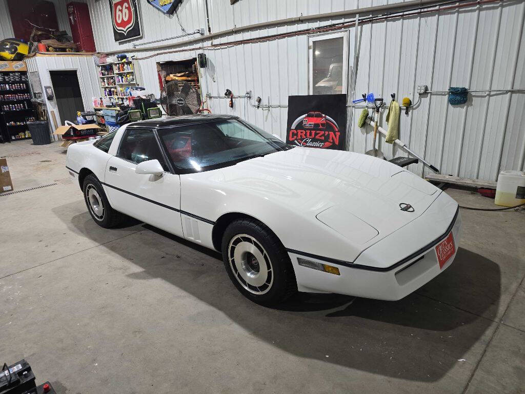 1985 Chevrolet Corvette 24