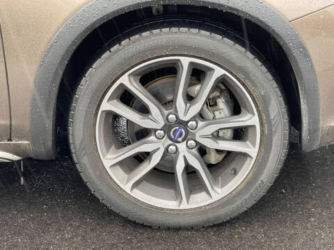 2016 Volvo V60 Cross Country T5 Platinum