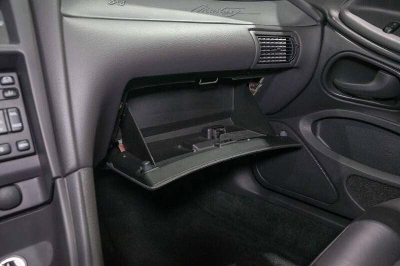 2001 Ford Mustang Bullitt