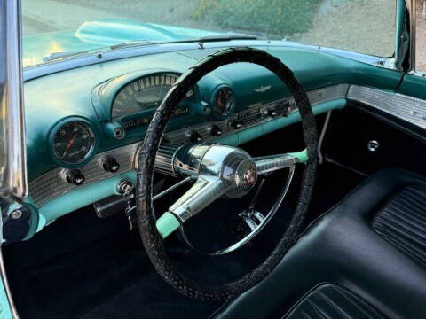 1955 Ford Thunderbird