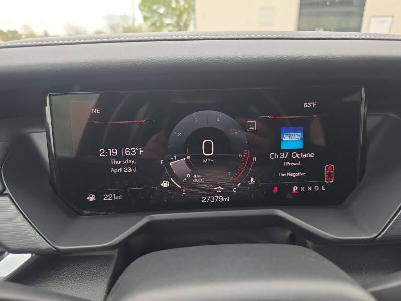 2024 GMC Acadia Elevation