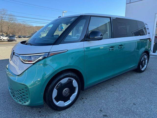 2025 Volkswagen ID. Buzz Pro S Plus 4Motion