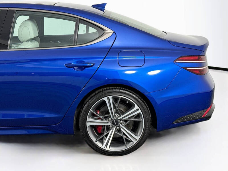 2025 Genesis G70