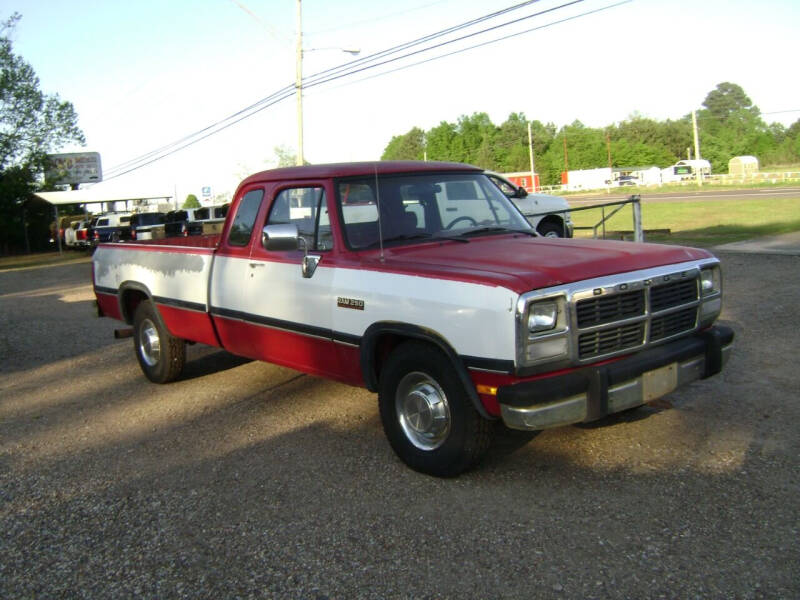 1992 Dodge RAM 250 for sale at Tom Boyd Motors in Texarkana TX