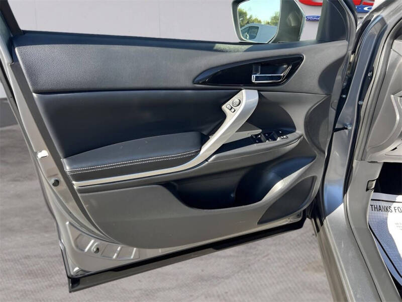 2024 Mitsubishi Eclipse Cross SE