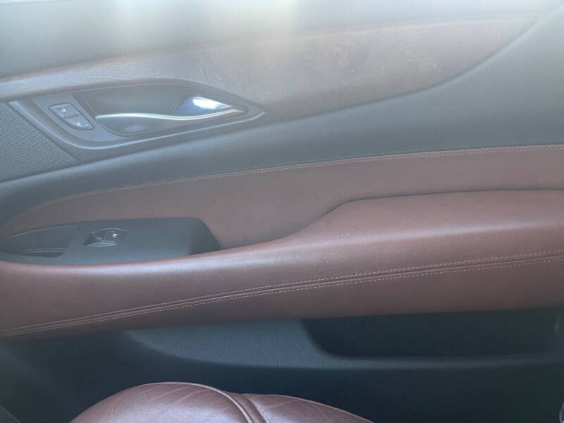 2015 Cadillac Escalade Luxury