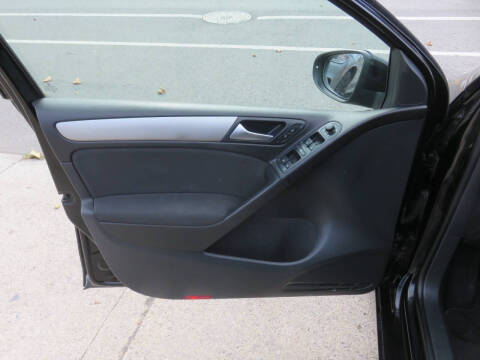 2014 Volkswagen Golf 2.5L PZEV