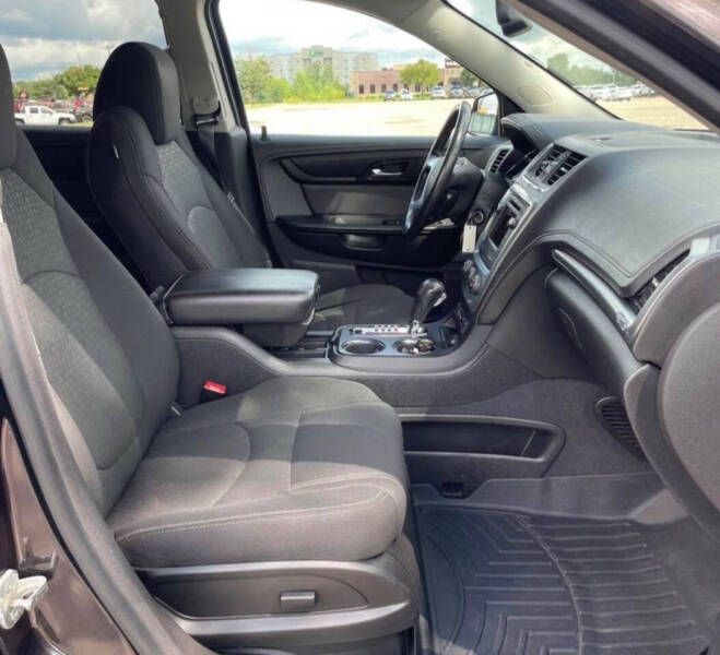 2014 GMC Acadia SLE-2