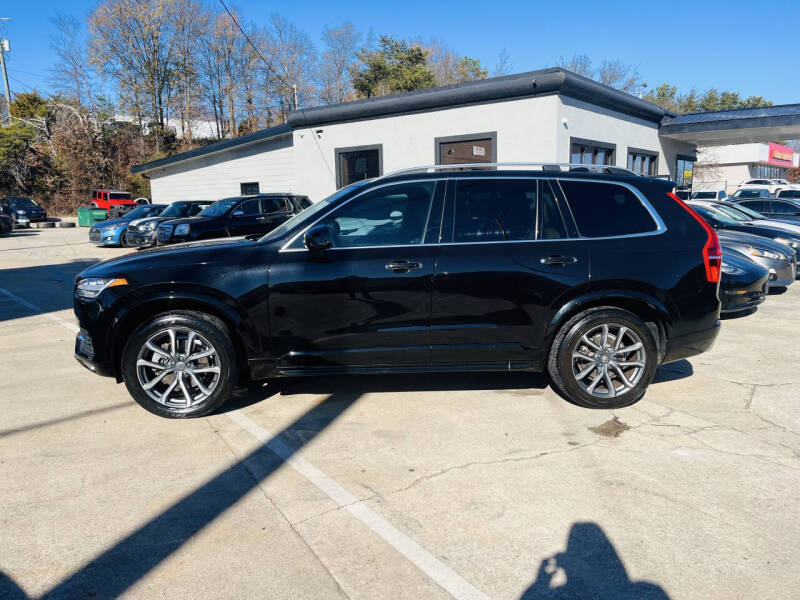 2016 Volvo XC90 T6 Momentum