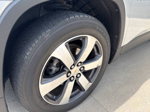 2021 Chevrolet Traverse LT Leather