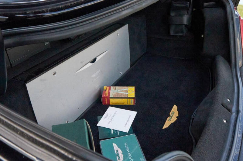 2003 Aston Martin V12 Vanquish