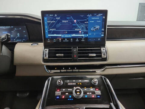 2022 Lincoln Navigator Reserve