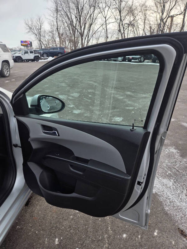 2014 Chevrolet Sonic LT Auto