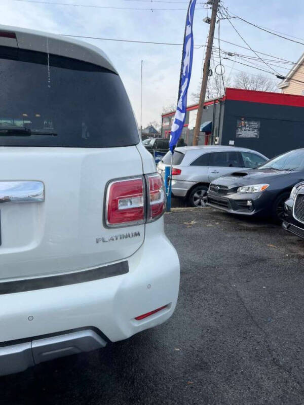 2017 Nissan Armada Platinum