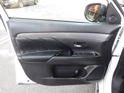 2020 Mitsubishi Outlander PHEV SEL