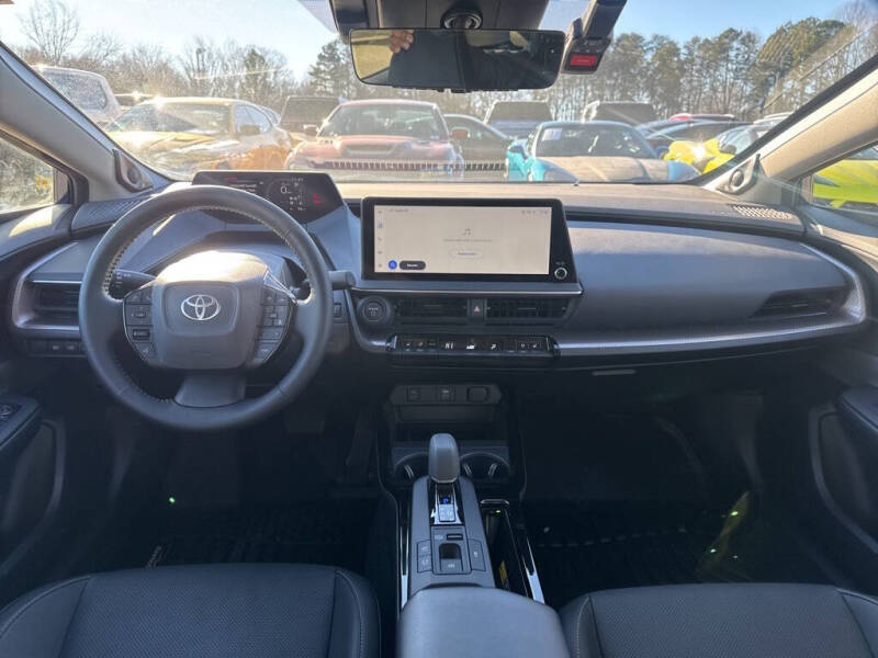 2024 Toyota Prius LE