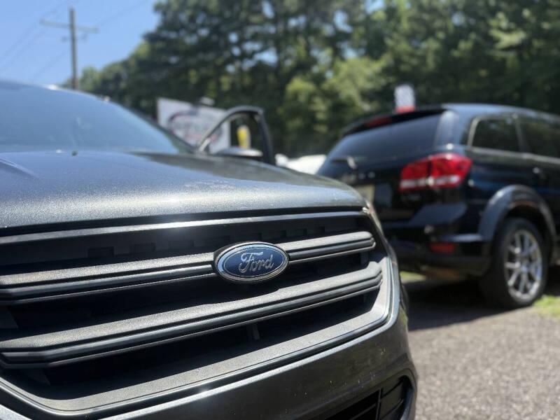 2019 Ford Escape S