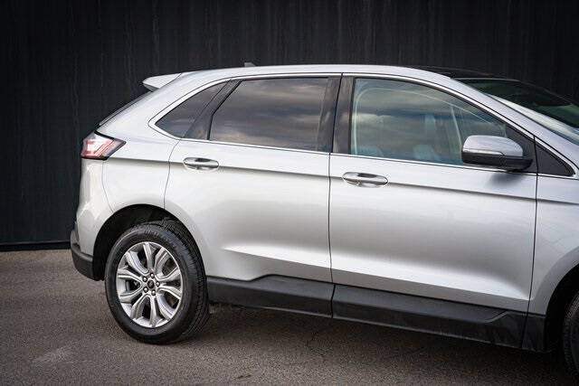 2023 Ford Edge Titanium