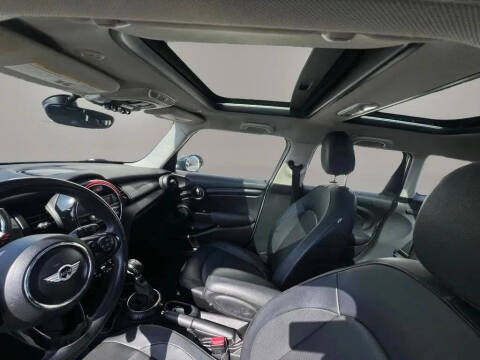 2015 MINI Hardtop 4 Door Cooper