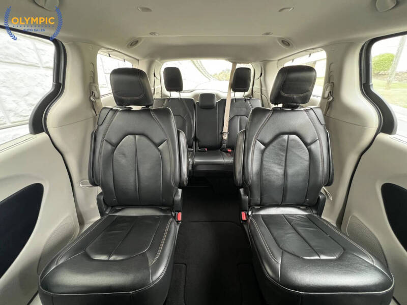 2017 Chrysler Pacifica