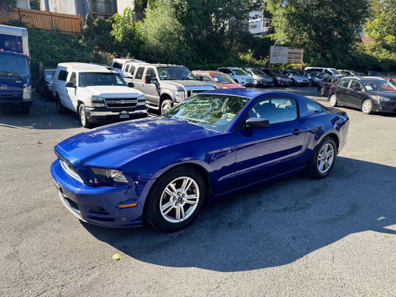 2014 Ford Mustang V6