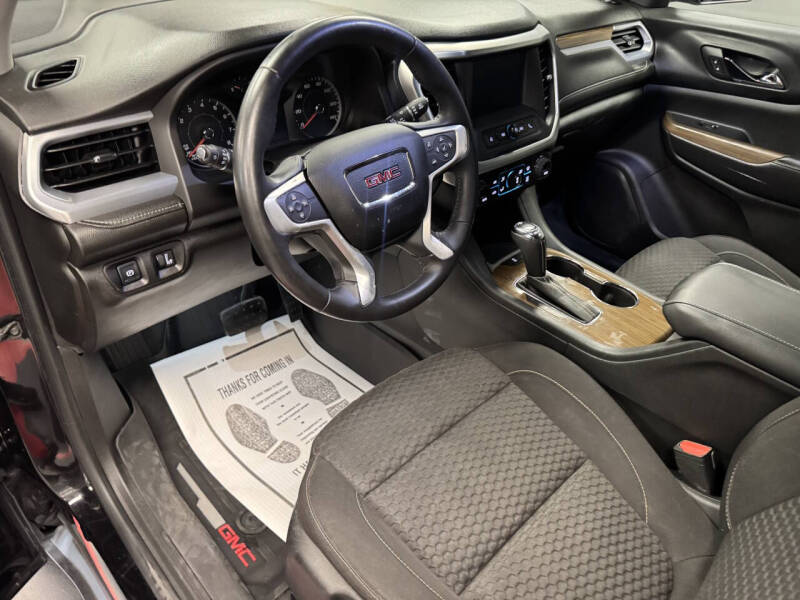 2017 GMC Acadia SLE-1