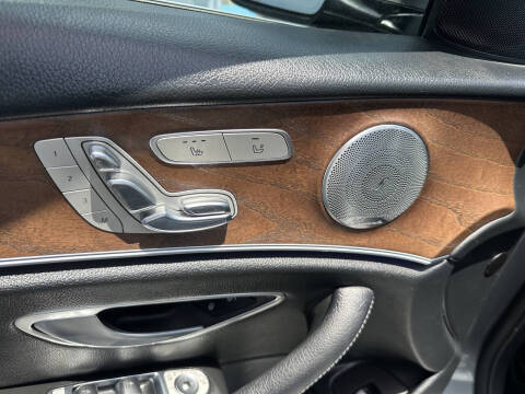 2017 Mercedes-Benz E-Class E 300 4MATIC
