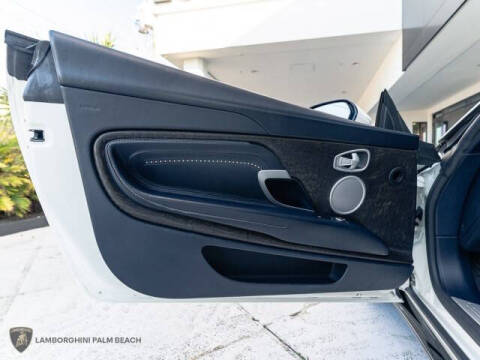 2019 Aston Martin DB11 Volante