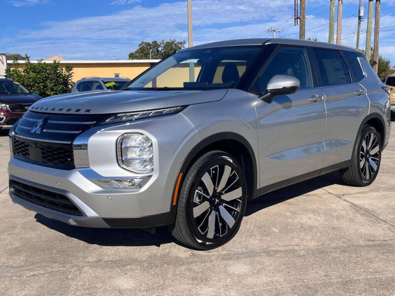 2026 Mitsubishi Outlander SE