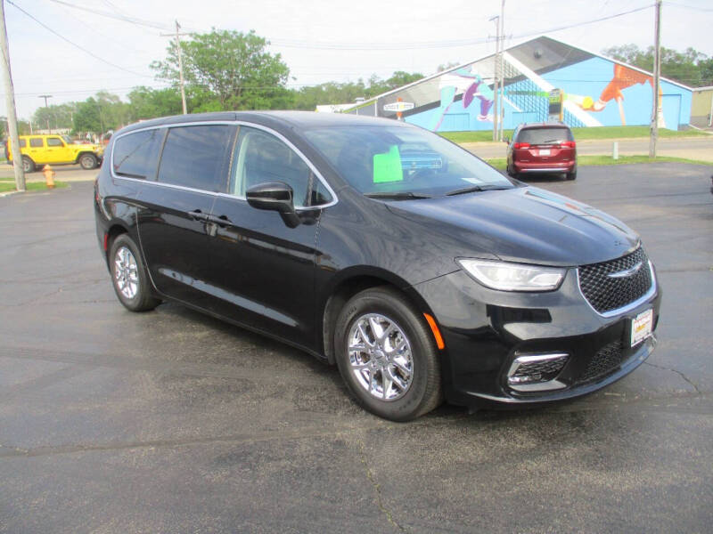 2023 Chrysler Pacifica Touring L