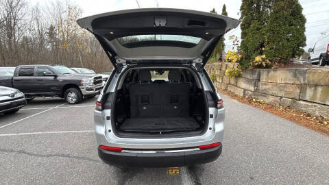 2021 Jeep Grand Cherokee L Laredo