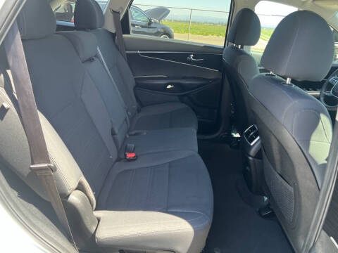 2020 Kia Sorento L